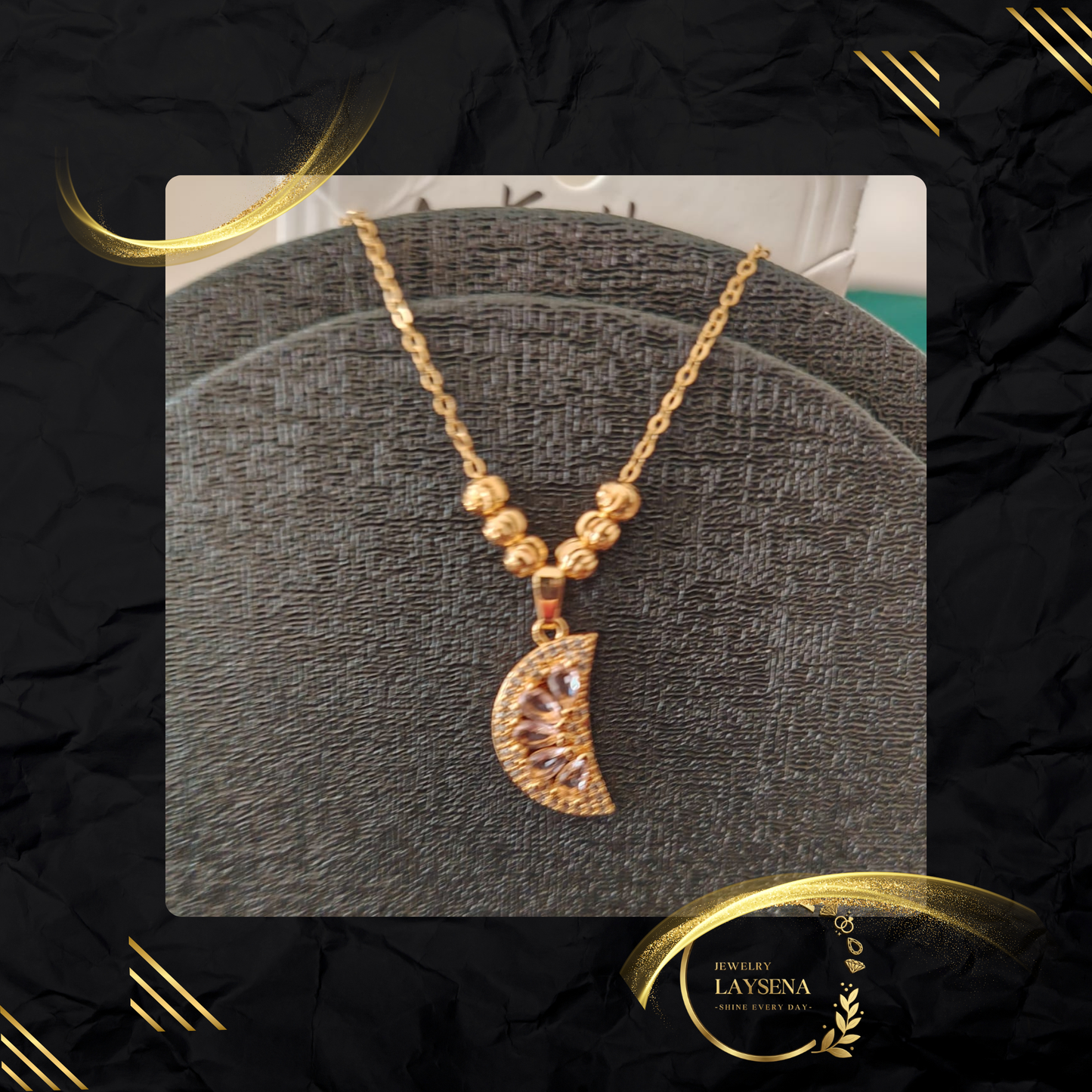 Collier Demi-Lune – Pavé Zircons & Pierres Colorées Doré