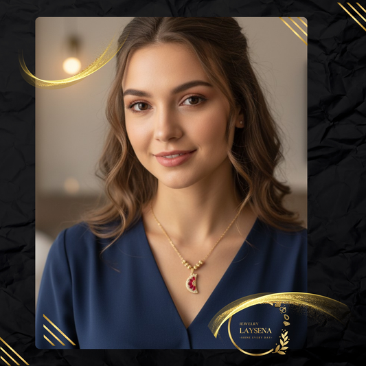 Collier Demi-Lune – Pavé Zircons & Pierres Colorées Doré