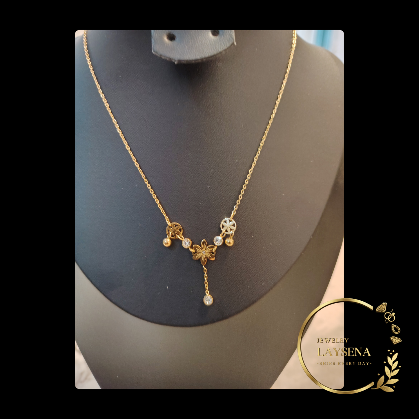 Collier floral en acier inoxydable