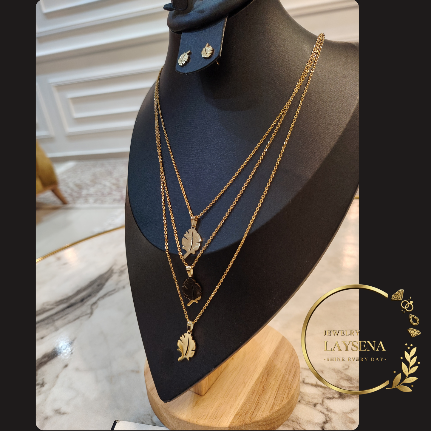 Ensemble Collier Multi-Chaînes et Boucles d’Oreilles – Pendentifs Feuille