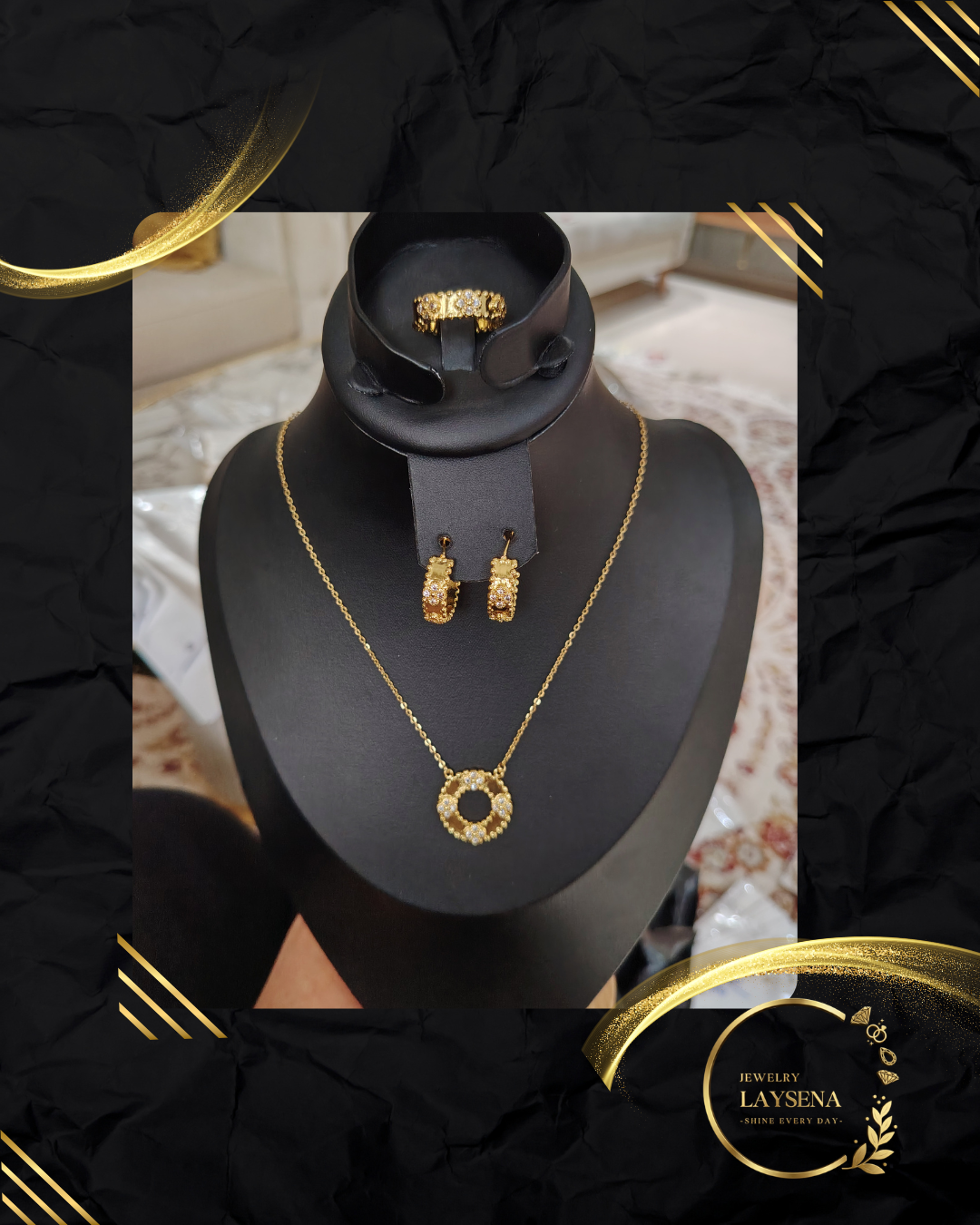 Parure 3 Pièces Style Van Cleef – Cercle Pavé Zircons, Créoles & Bague Dorées