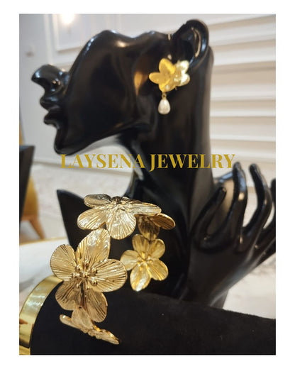 BOUCLES D'OREILLES + BRACELET FLEURS D'OR LAYSENA – ÉCLAT NATUREL